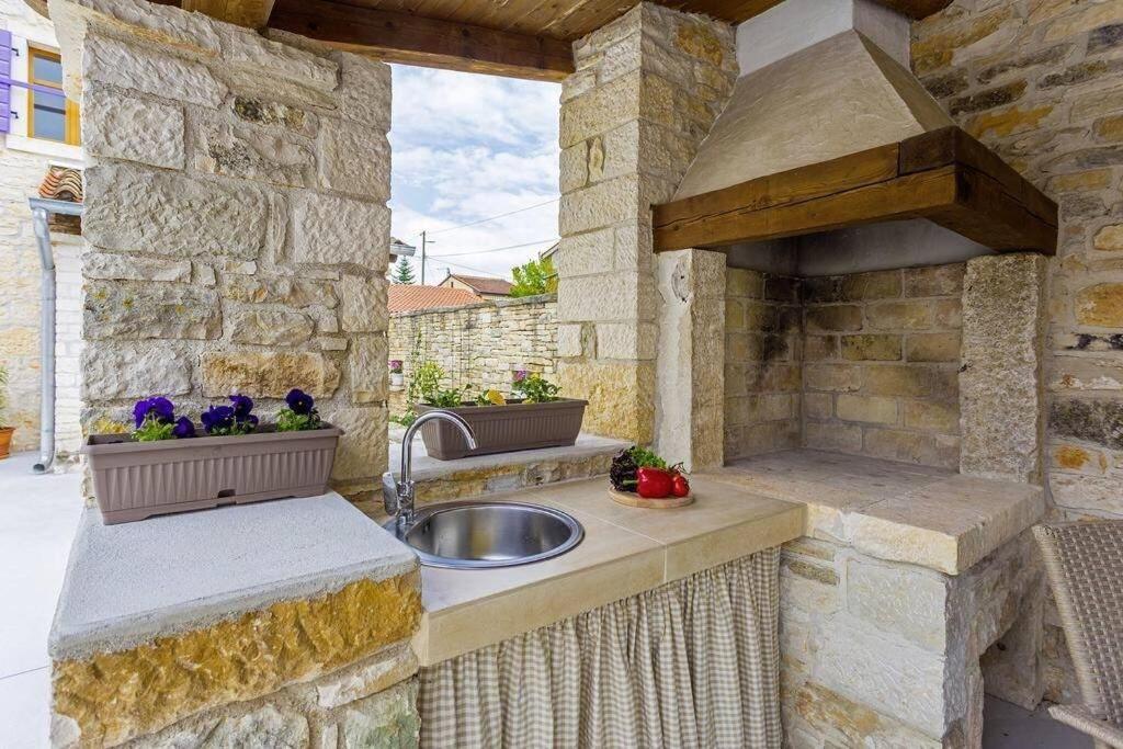 فيلا House Kristina **** Burići المظهر الخارجي الصورة